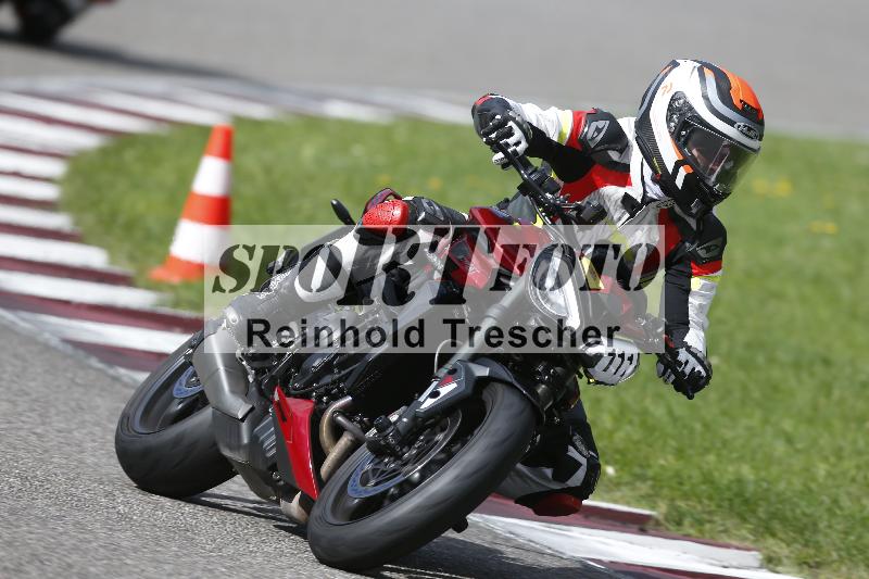 /53 16.09.2025 Track Day Domi Aegerter ADR/Gruppe gelb/111